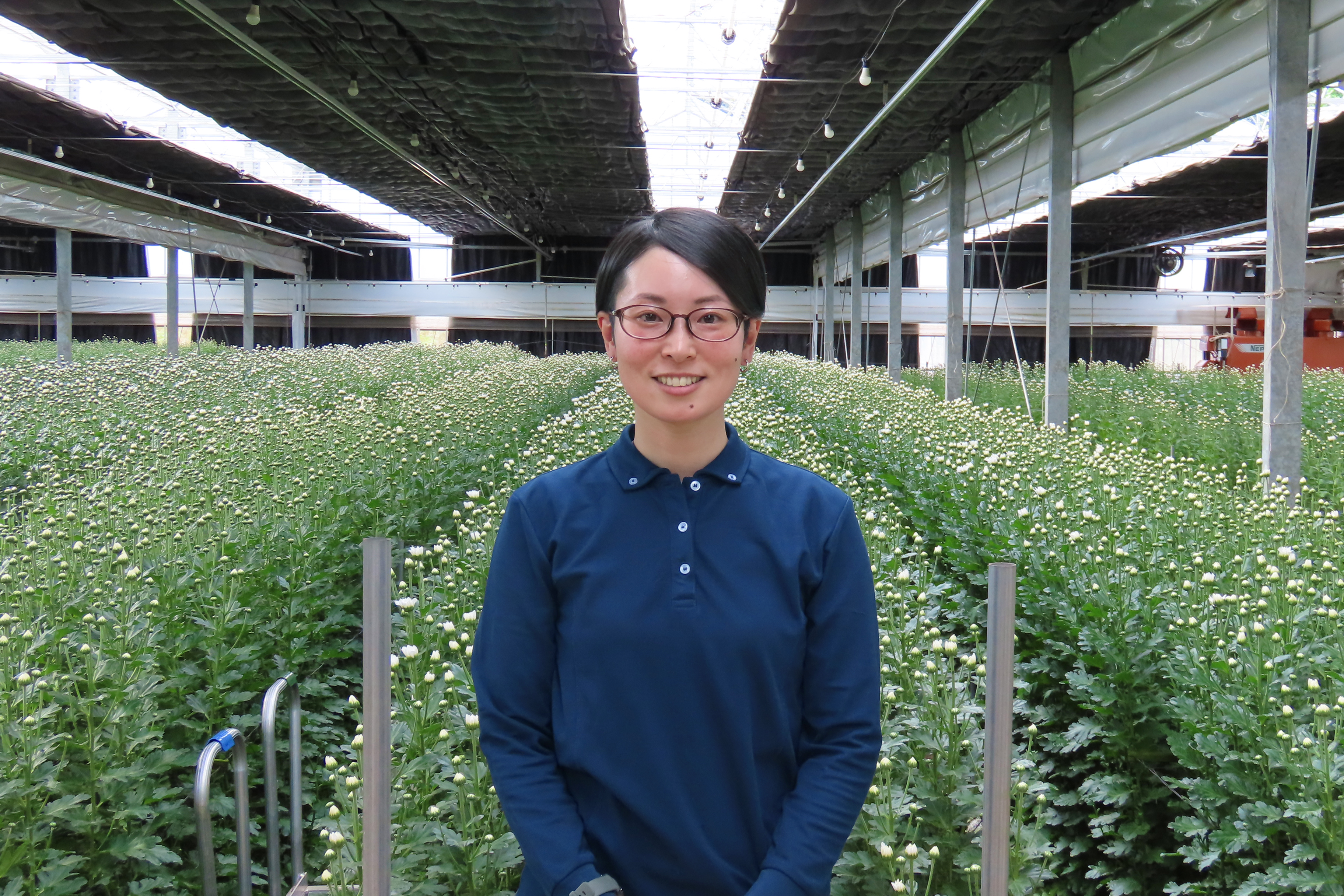 優しく微笑むグリーンマム農園の若杉翔子さん